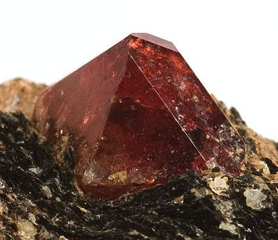 Zircon: Mineral information, data and localities.