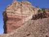 Utah'ın merkezindeki San Rafael kabarması boyunca Ketobe topuzunda Jura yaşlı tortul kayanın bindirme faylanması (Kısalma meydana gelir; Davis & Reynolds 1996).