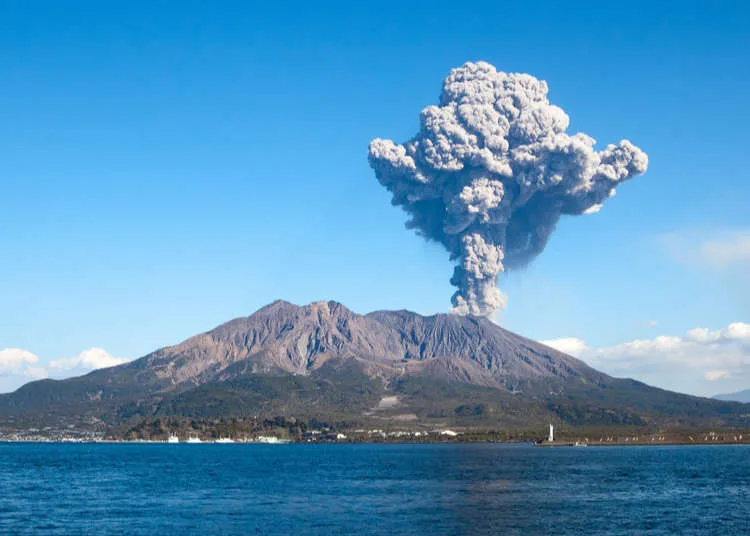 Sakurajima yanardağının patlaması