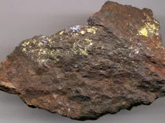 Garnetit (granat skarn)