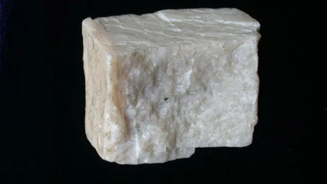 cropped-Plagioclase-Feldspar.jpg