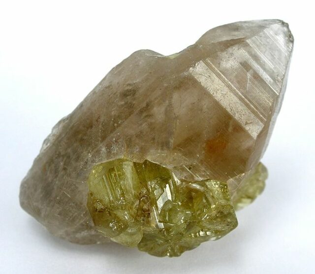 Chrysoberyl | Physical - Optical Properties, Varieties, Uses, Occurrence