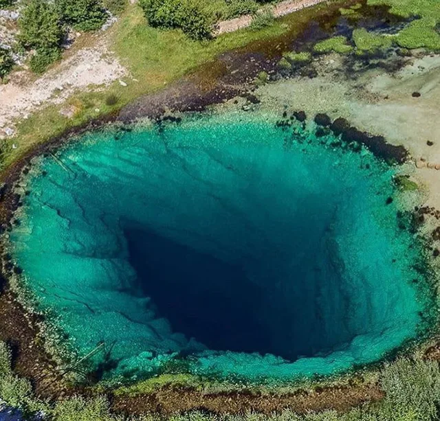 o-olho-do-rio-cetina-1