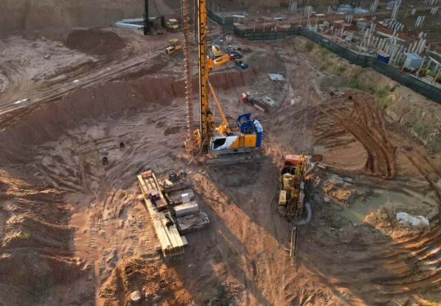 Deep,Foundation,Machine.,Drilling,Rig,And,Pile,Driver,At,Construction