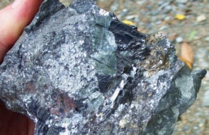Mineral de plomo (Pb)