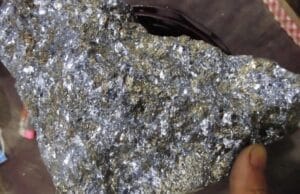 Mineral de plata (ag)