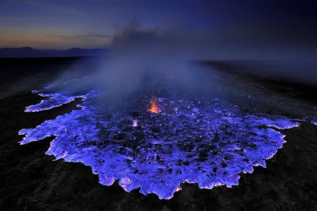Blue-Volcano-Kawah-Ijen
