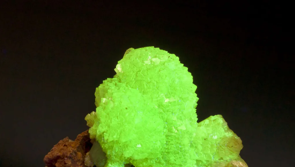 Adamite-4