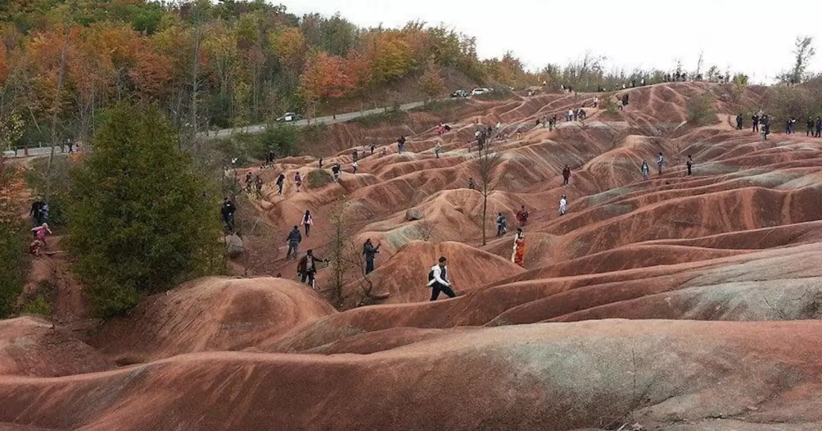 The Cheltenham Badlands, Canada : Geology, Formation