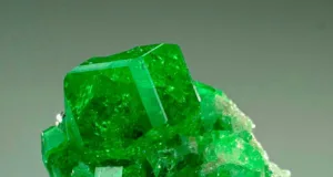 Tsavorite Garnet