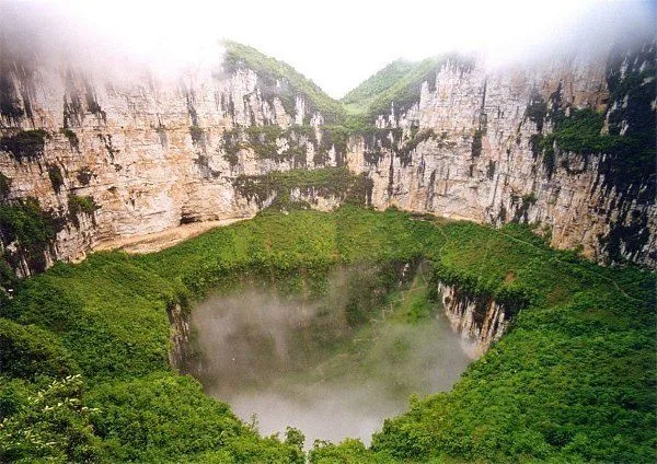 Xiaozhai Göksel Çukur, Çin