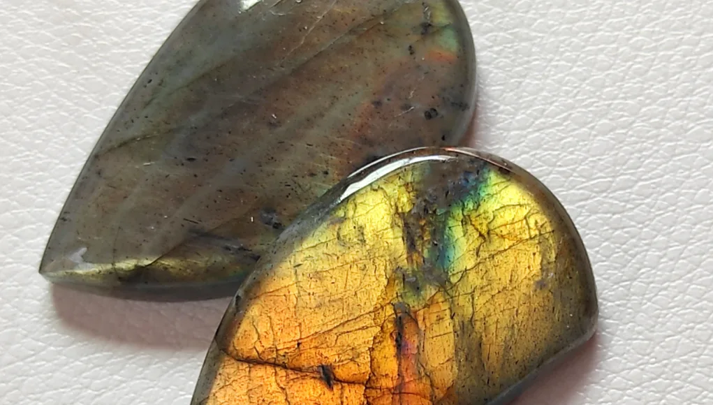 Golden-Labradorite-2