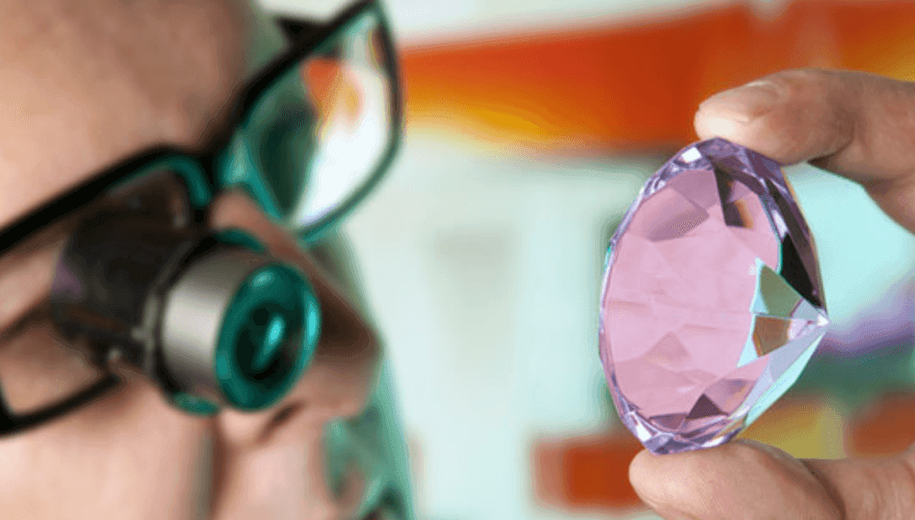 Gemstone-Identification-and-Grading-4