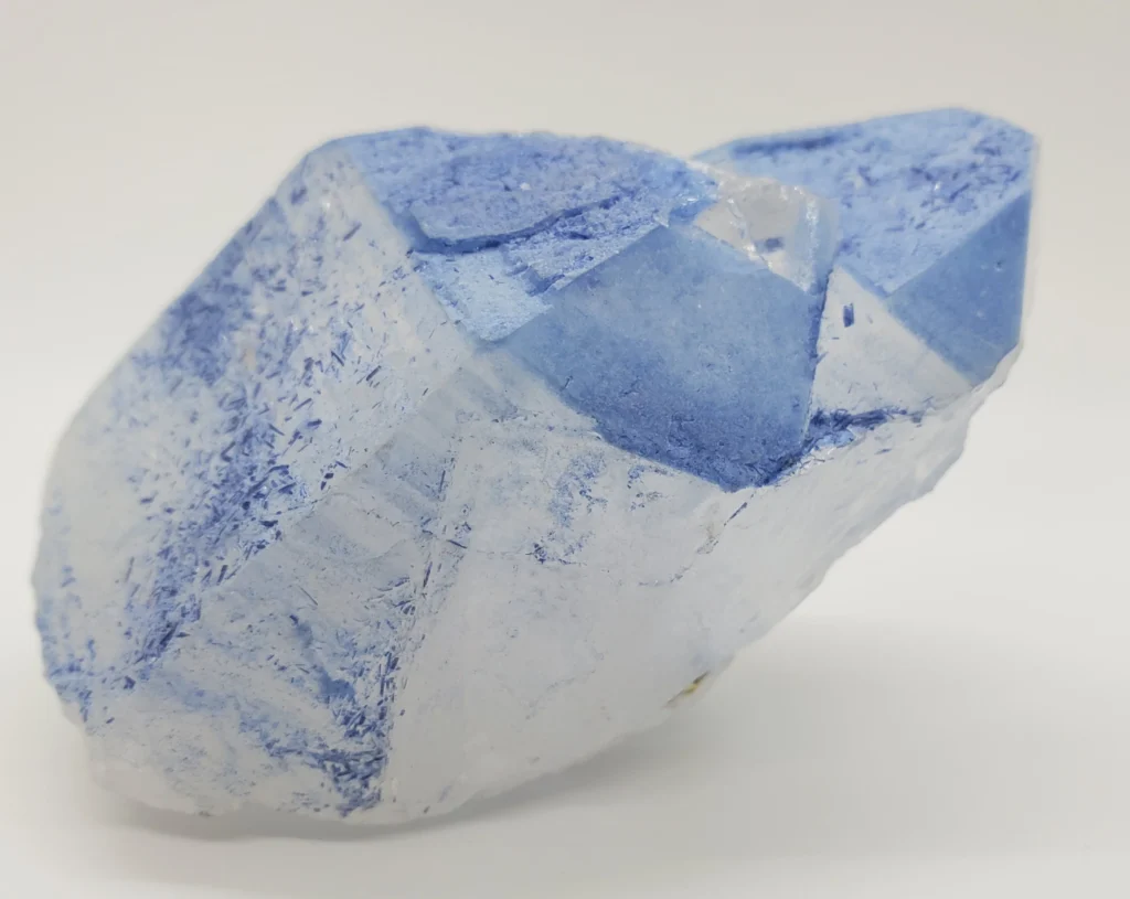 Dumortierite Quartz