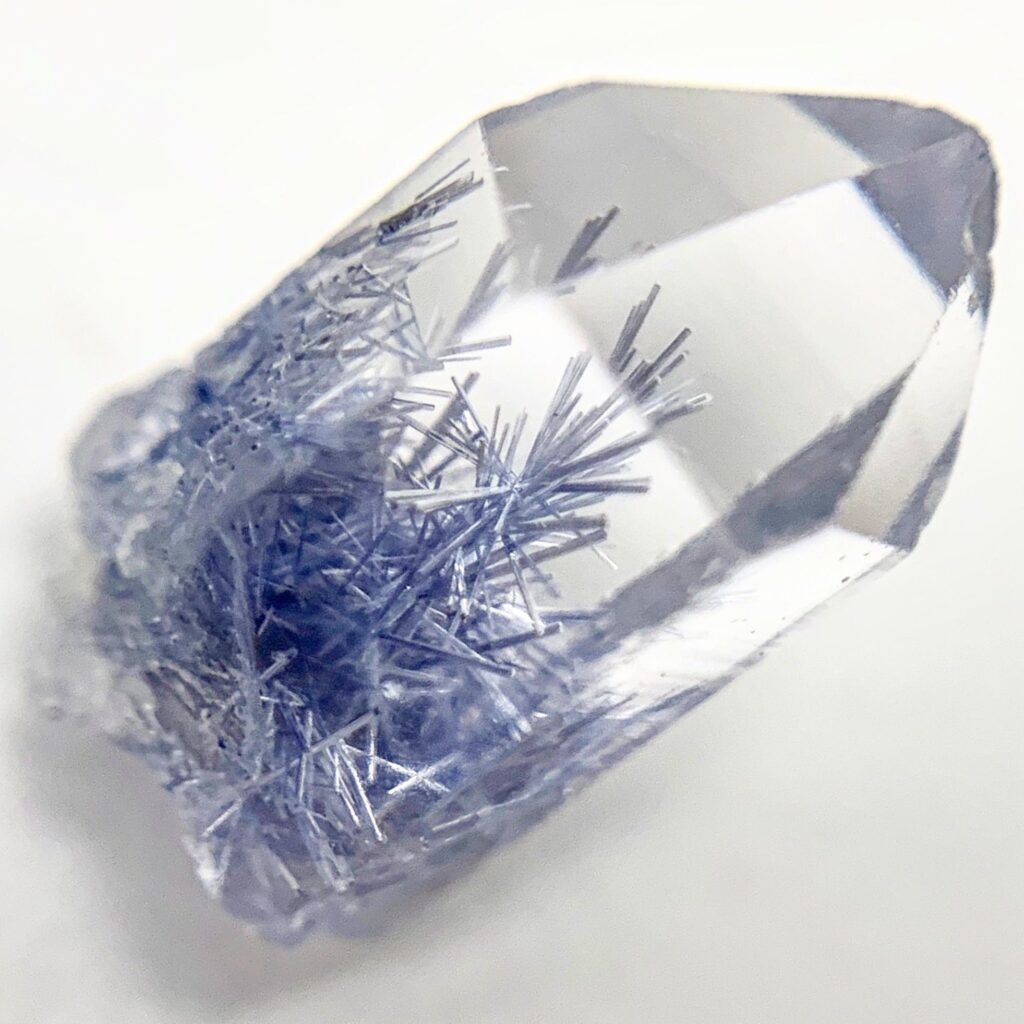 Dumortierite Quartz