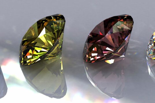 Tipos de diamantes y sus colores