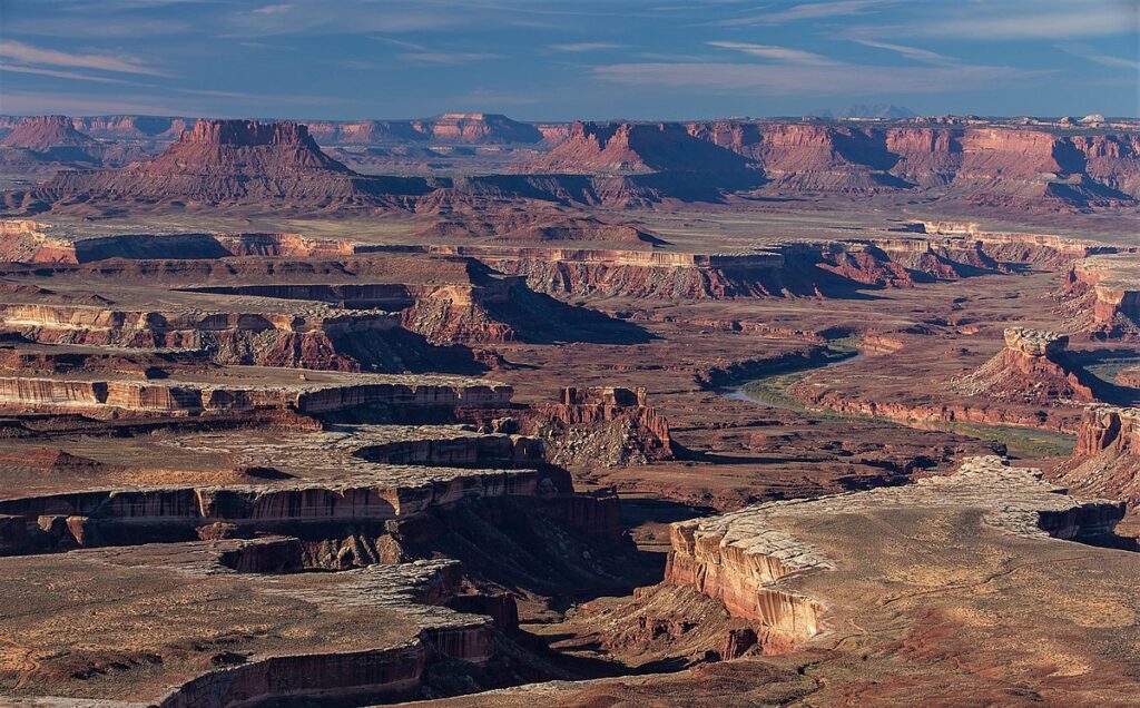 Canyonlands National Park, Utah: A Geological Wonderland