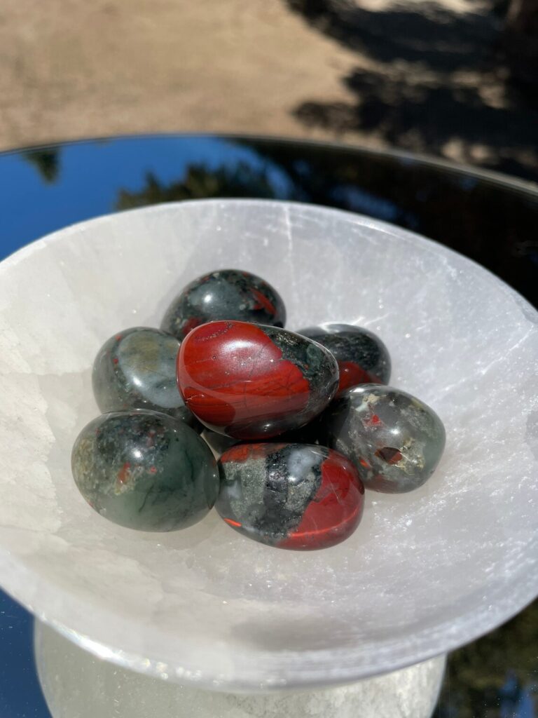 African Bloodstone : Properties, Formation, Uses - Geology Science