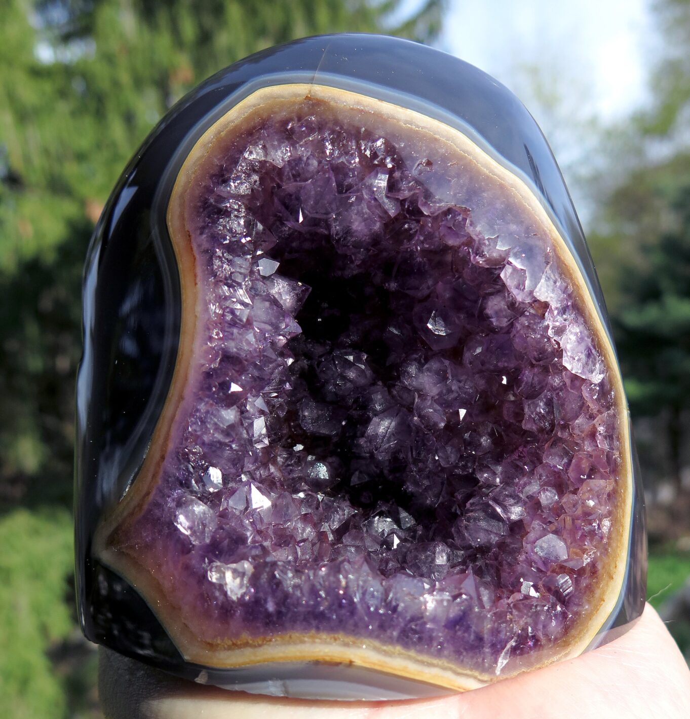 Amethyst Geodes Natural Crystal Wonders And Formation