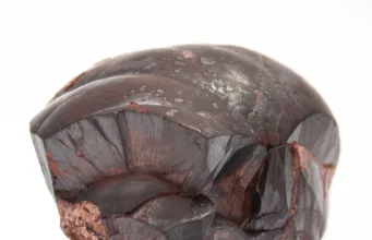 Hematite: The Bloodstone – Its Geological Origins and Ancient Ritual Significance