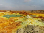 10 Places That Look Like Other Planets